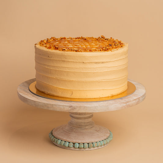 Vanilla-Crunchy Hazelnut Cake