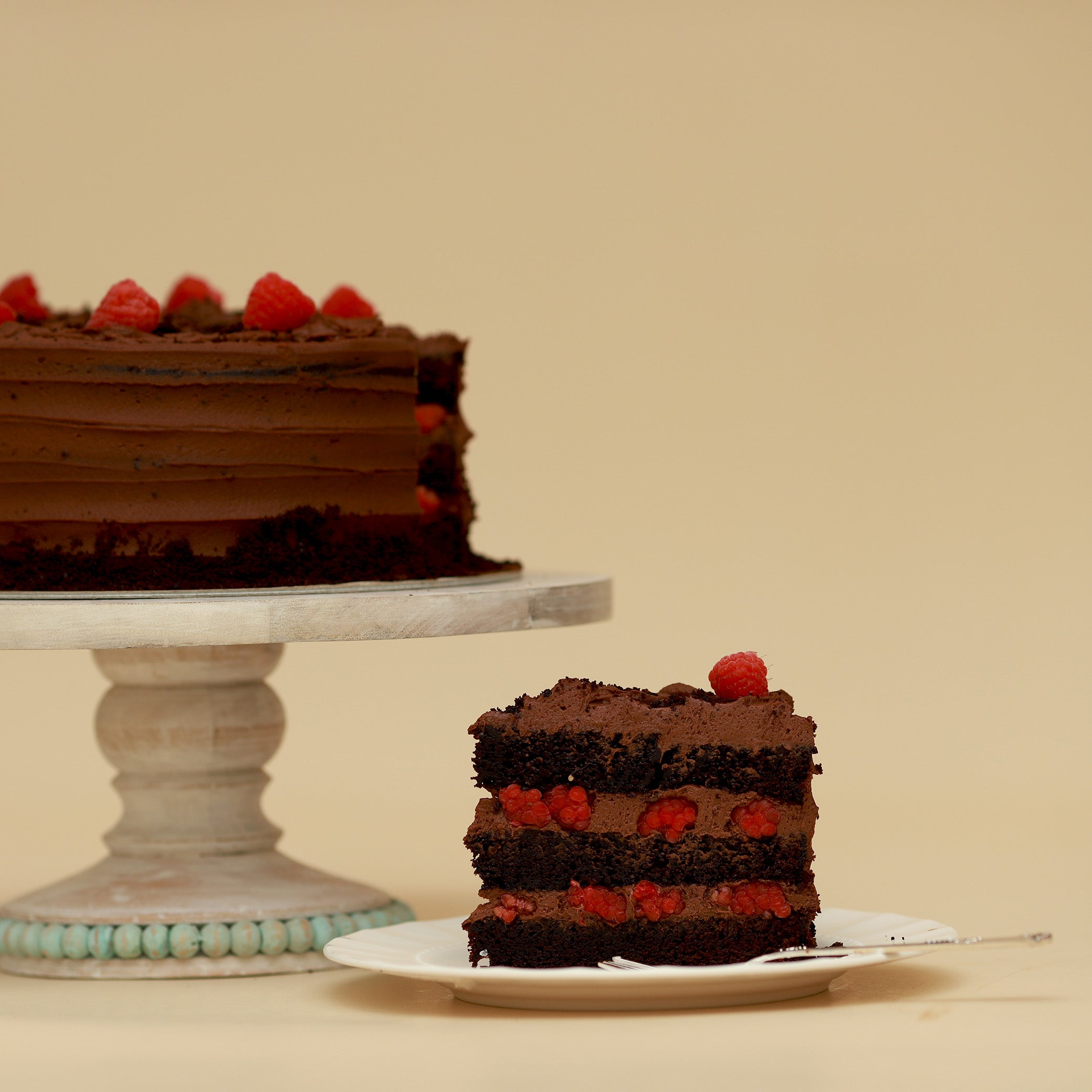 Chocolate Raspberry Crunch Cake – Hala's Treats