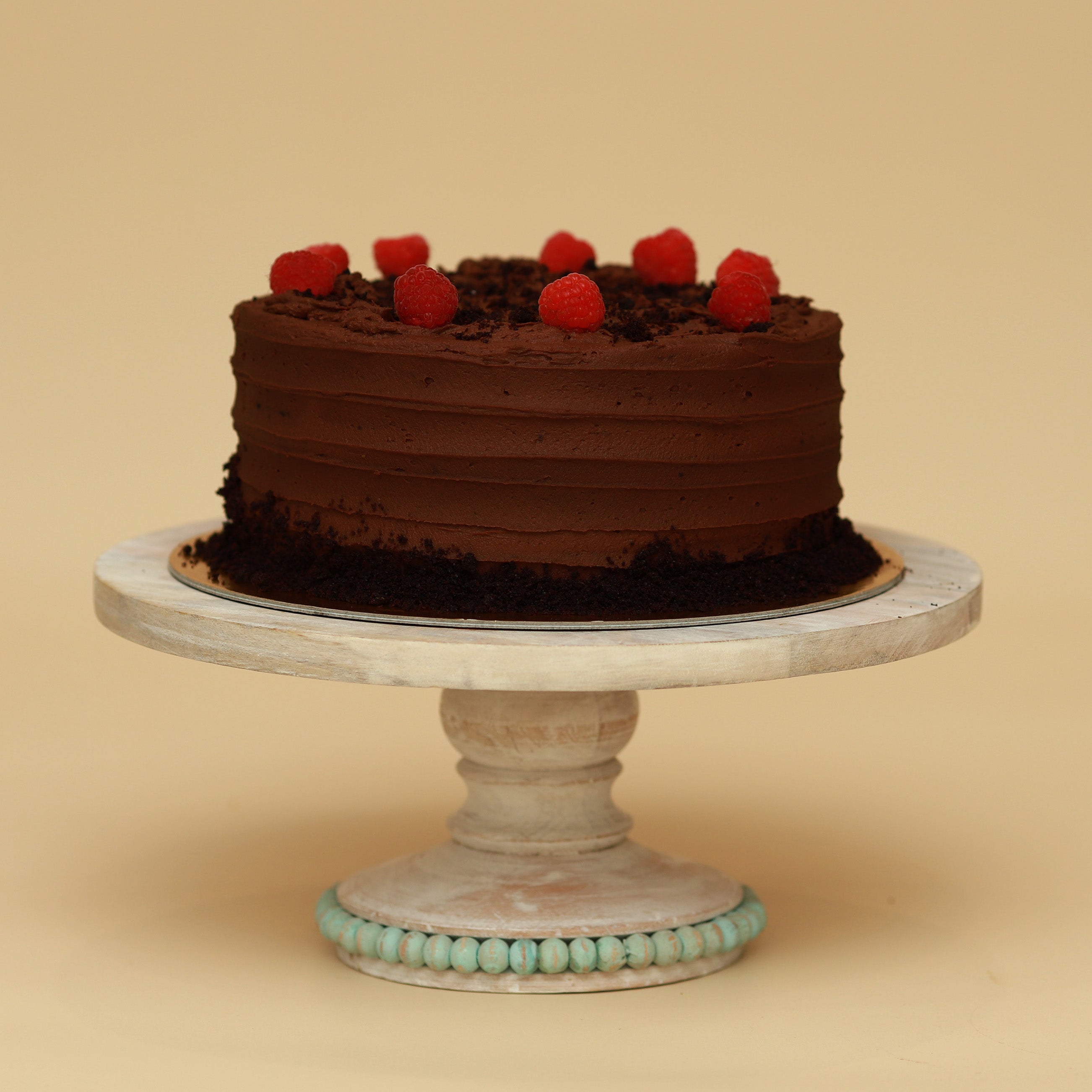 Ganache-Topped Chocolate Cake Recipe: How to Make It